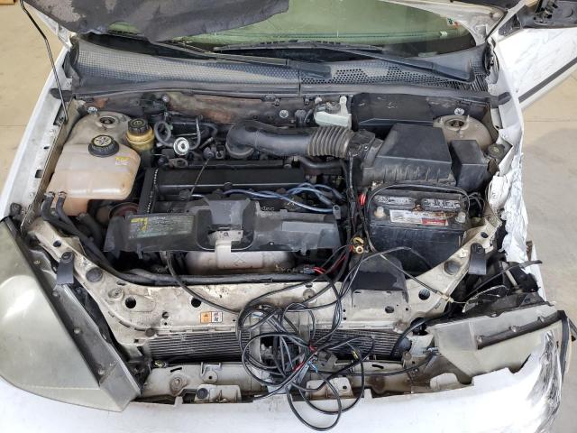 3FAFP31361R214059 - 2001 FORD FOCUS ZX3 WHITE photo 11