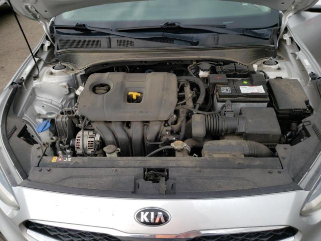 3KPF34AD7KE016264 - 2019 KIA FORTE GT LINE SILVER photo 11