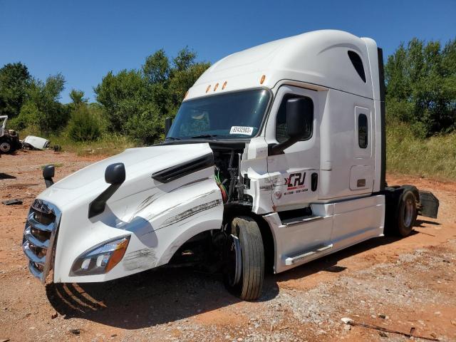 3AKJHHDR5KSKW7637 - 2019 FREIGHTLINER CASCADIA 1 WHITE photo 2