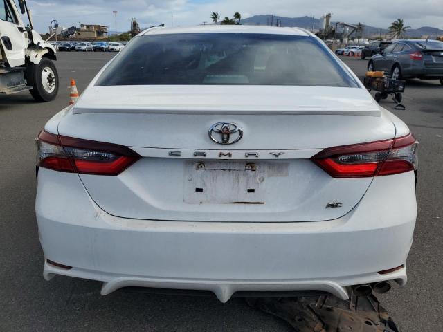 4T1G11AK9PU144162 - 2023 TOYOTA CAMRY SE NIGHT SHADE WHITE photo 6