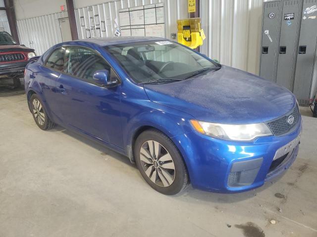 KNAFU6A21D5696925 - 2013 KIA FORTE EX BLUE photo 4