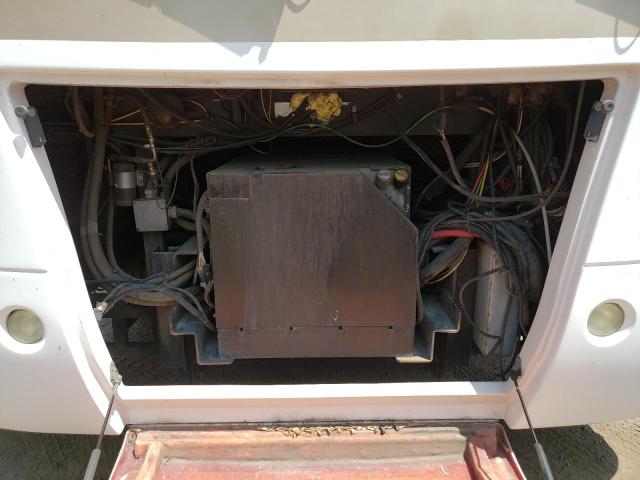 4UZACJBV06CX12439 - 2006 FOUR MOTORHOME X LINE MOTOR HOME TWO TONE photo 7