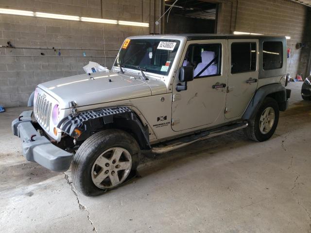 1J4GA39138L559278 - 2008 JEEP WRANGLER U X SILVER photo 1