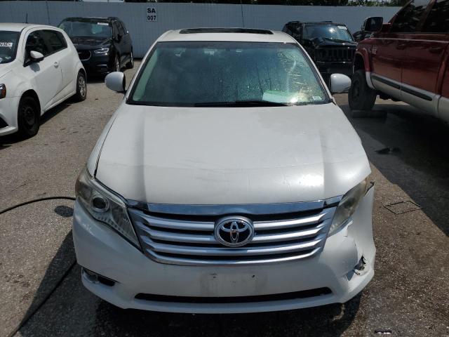 4T1BK3DB6BU430509 - 2011 TOYOTA AVALON BASE 白色 照片 5