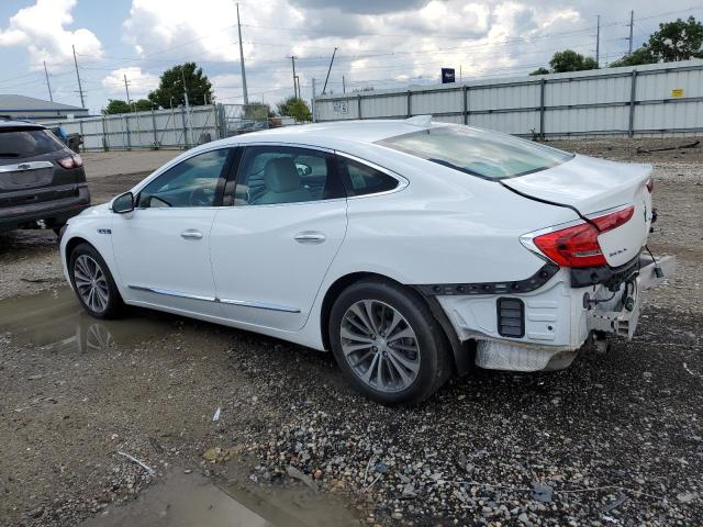 1G4ZN5SS9JU135343 - 2018 BUICK LACROSSE PREFERRED WHITE photo 2