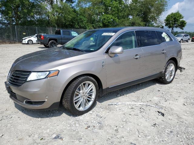 2LMHJ5AT2KBL02753 - 2019 LINCOLN MKT BEIGE photo 1