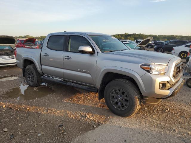 3TMCZ5AN8PM653290 - 2023 TOYOTA TACOMA DOUBLE CAB SILVER photo 4