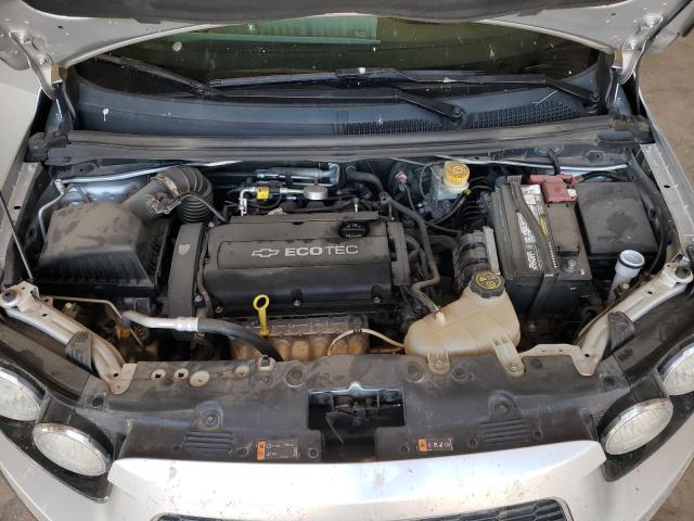 1G1JA5SH8E4225048 - 2014 CHEVROLET SONIC LS 银色 照片 11