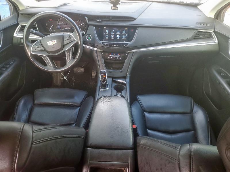 1GYKNBRS3HZ166265 - 2017 CADILLAC XT5 LUXURY BLACK photo 8