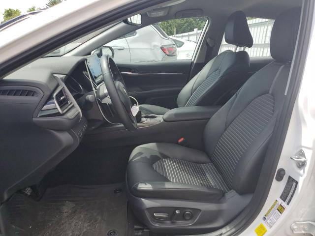 4T1T11AK7RU853951 - 2024 TOYOTA CAMRY SE NIGHT SHADE WHITE photo 7