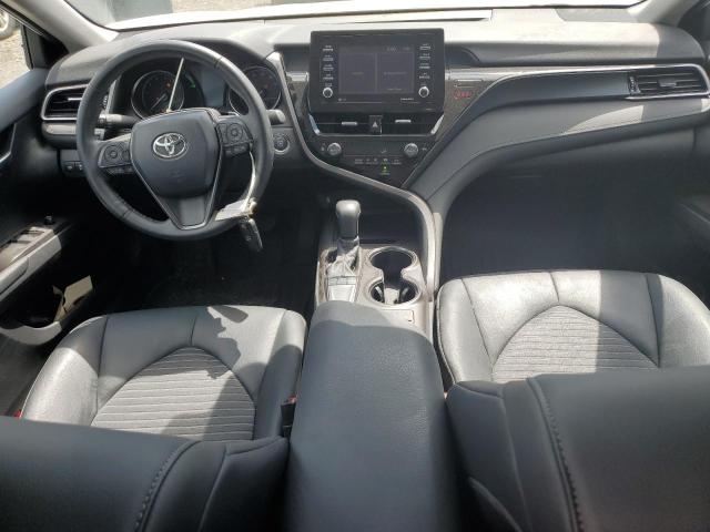 4T1T11AK7RU853951 - 2024 TOYOTA CAMRY SE NIGHT SHADE WHITE photo 8