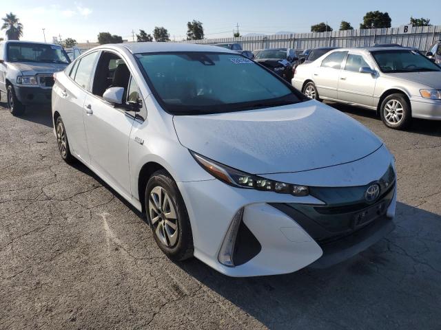 JTDKARFP4H3064986 - 2017 TOYOTA PRIUS PRIM WHITE photo 4