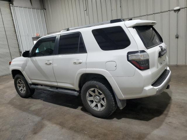 JTEBU5JR6G5391316 - 2016 TOYOTA 4RUNNER SR5/SR5 PREMIUM WHITE photo 2