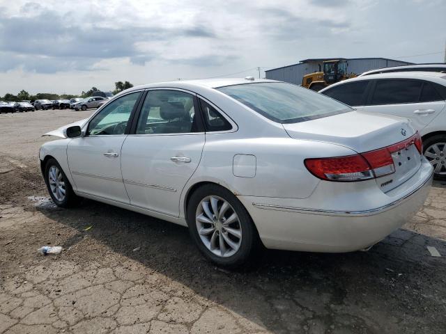 KMHFC46F58A305936 - 2008 HYUNDAI AZERA SE WHITE photo 2