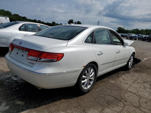 KMHFC46F58A305936 - 2008 HYUNDAI AZERA SE WHITE photo 3