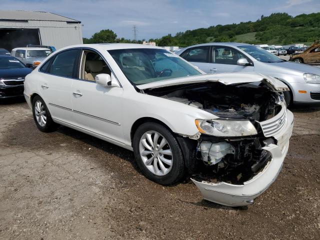 KMHFC46F58A305936 - 2008 HYUNDAI AZERA SE WHITE photo 4