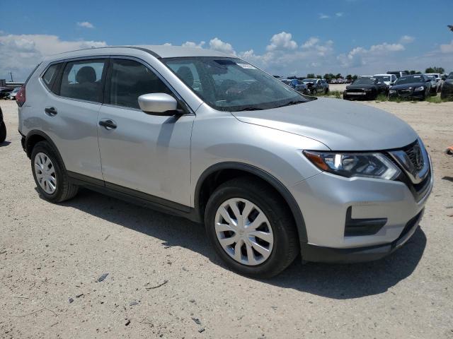 JN8AT2MT7LW042988 - 2020 NISSAN ROGUE S SILVER photo 4