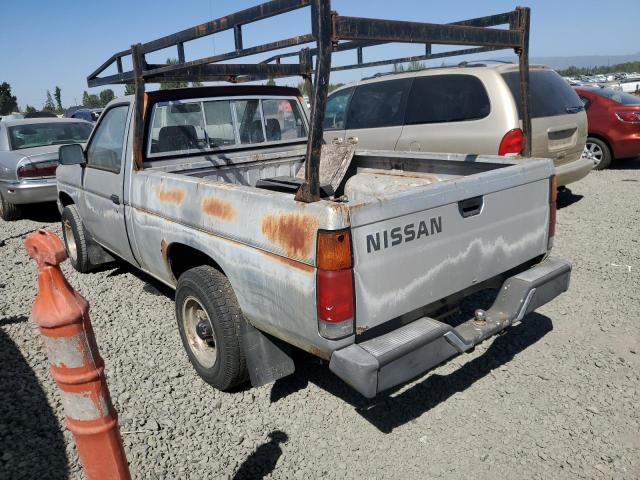 1N6ND11S8JC325945 - 1988 NISSAN D21 SHORT BED SILVER photo 2