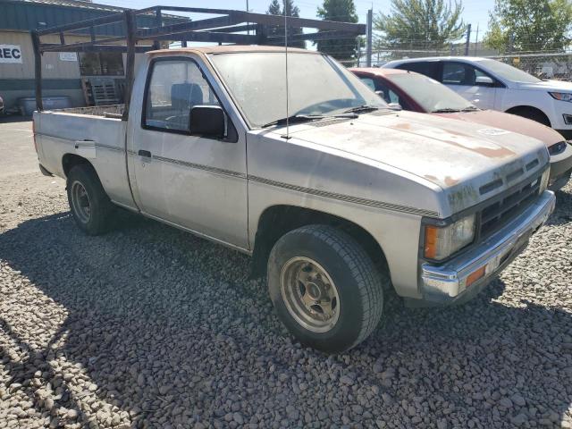 1N6ND11S8JC325945 - 1988 NISSAN D21 SHORT BED SILVER photo 4