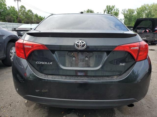 2T1BURHE8JC034499 - 2018 TOYOTA COROLLA L BLACK photo 6