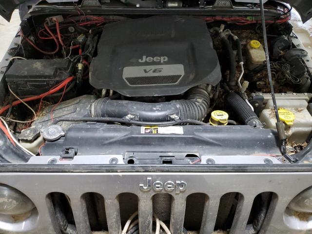 1C4BJWDG7GL283666 - 2016 JEEP WRANGLER U SPORT SILVER photo 11