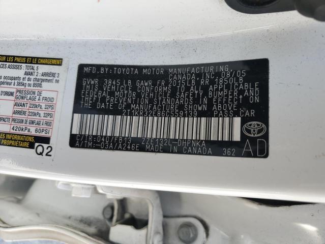 2T1KR32E86C559139 - 2006 TOYOTA COROLLA MA XR WHITE photo 13