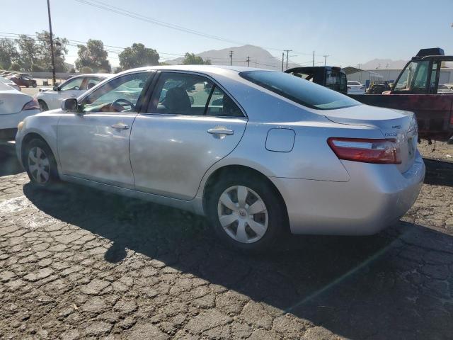 4T4BE46K98R039430 - 2008 TOYOTA CAMRY CE SILVER photo 2