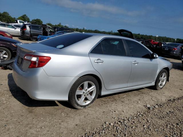 4T1BF1FK2EU837284 - 2014 TOYOTA CAMRY L SILVER photo 3