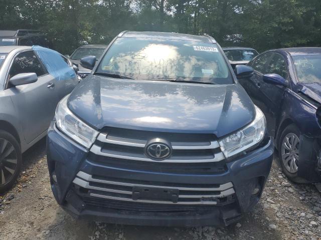 5TDJZRFH9KS980470 - 2019 TOYOTA HIGHLANDER SE BLUE photo 5