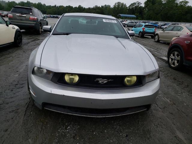 1ZVBP8CF8C5256457 - 2012 FORD MUSTANG GT SILVER photo 5