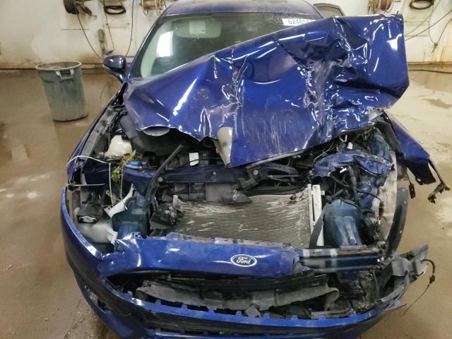 3FA6P0H9XGR339504 - 2016 FORD FUSION SE BLUE photo 11