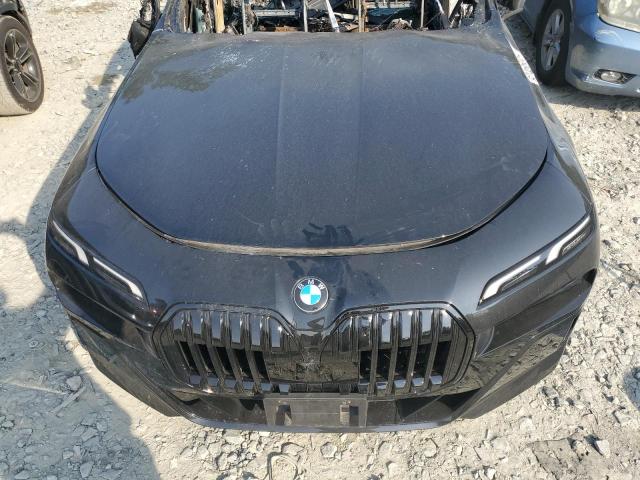 WBA33EH09RCN95252 - 2024 BMW 740 XI BLACK photo 11