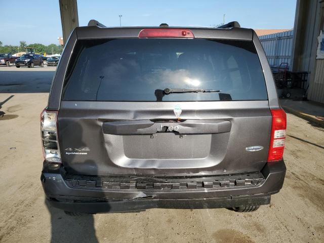 1C4NJRFB9FD339504 - 2015 JEEP PATRIOT LATITUDE GRAY photo 6