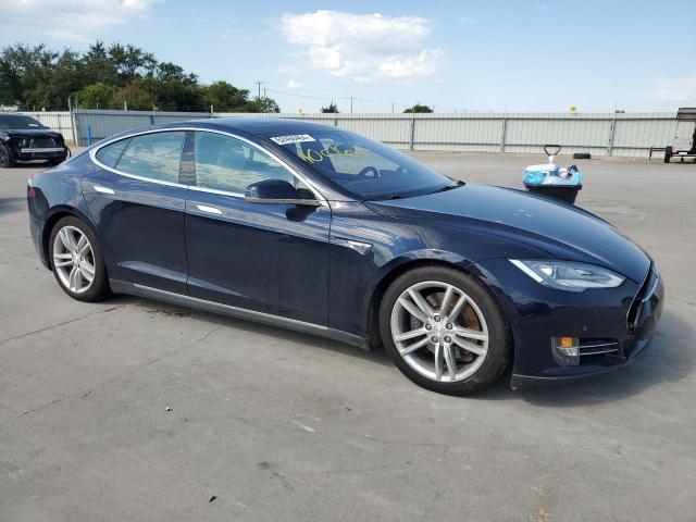 5YJSA1H17EFP67474 - 2014 TESLA MODEL S ლურჯი ფოტო 4