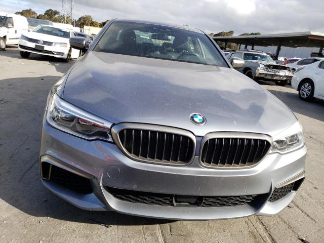 WBAJS7C02LBN96219 - 2020 BMW M550XI GRAY photo 5