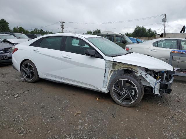 KMHLR4AF7PU477858 - 2023 HYUNDAI ELANTRA N LINE WHITE photo 4