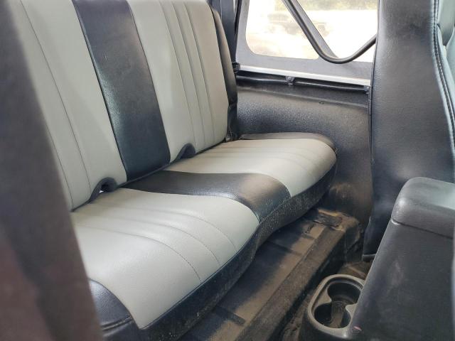 1J4FA39S55P353789 - 2005 JEEP WRANGLER X SILVER photo 10