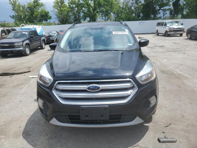 1FMCU0GD2JUD31856 - 2018 FORD ESCAPE SE BLACK photo 5