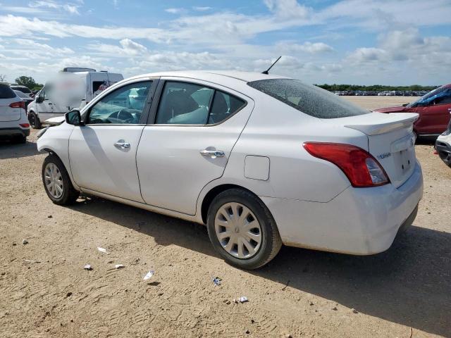 3N1CN7AP7KL869870 - 2019 NISSAN VERSA S 白色 照片 2