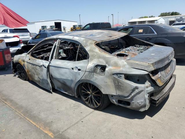 4T1B11HK5KU692796 - 2019 TOYOTA CAMRY L BURN photo 2