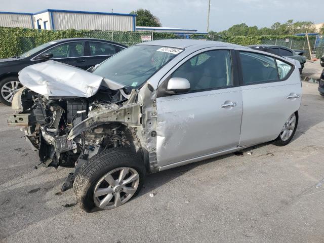 3N1CN7AP8CL888946 - 2012 NISSAN VERSA S SILVER photo 1