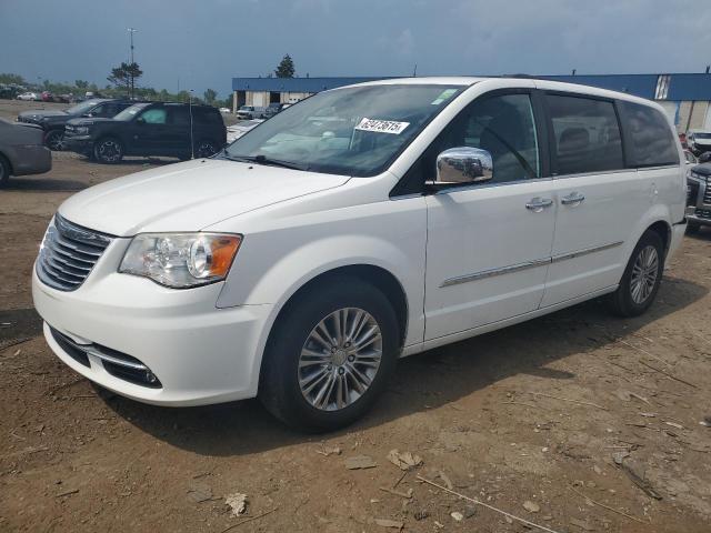 2C4RC1CG5ER200107 - 2014 CHRYSLER TOWN & COU TOURING L WHITE photo 1
