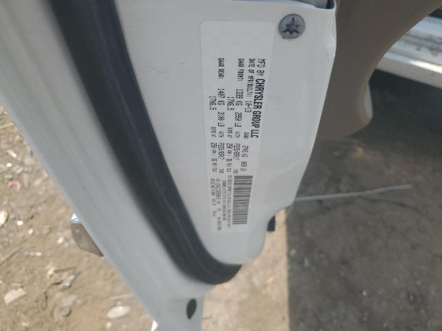 2C4RC1CG5ER200107 - 2014 CHRYSLER TOWN & COU TOURING L WHITE photo 13