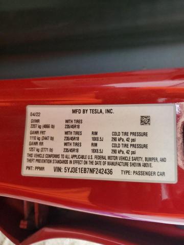 5YJ3E1EB7NF242436 - 2022 TESLA MODEL 3 Rot Foto 12