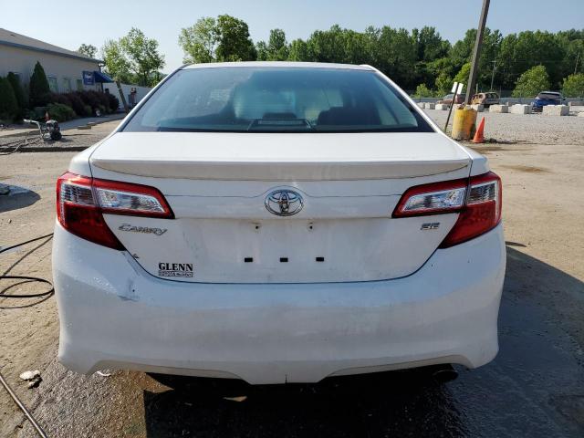 4T1BF1FK5DU666061 - 2013 TOYOTA CAMRY L WHITE photo 6