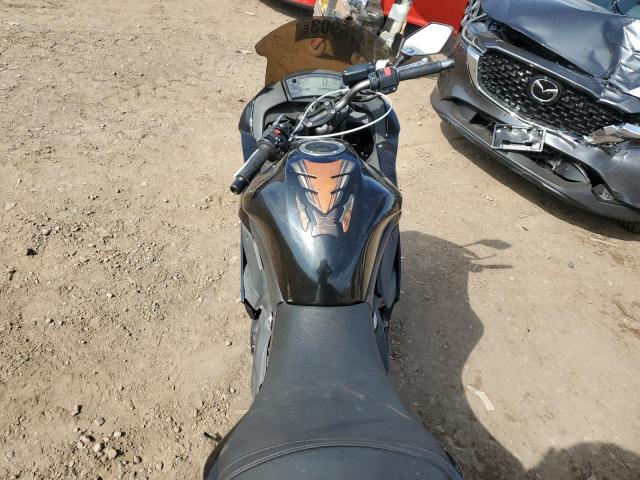 JKAEXEC14BDA72718 - 2011 KAWASAKI EX650 C 黑色 照片 5