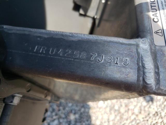 FRU42587J819 - 2019 SOUT PONTOON BLACK photo 10