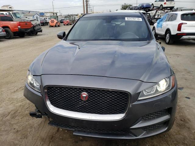 SADCK2EV9JA242132 - 2018 JAGUAR F-PACE PRESTIGE GRAY photo 5