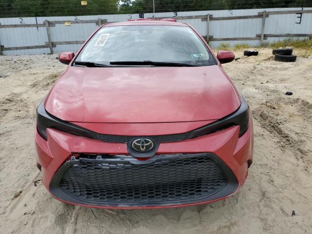 JTDEPRAE5LJ114591 - 2020 TOYOTA COROLLA LE RED photo 5