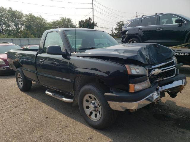 3GCEK14X07G255895 - 2007 CHEVROLET SILVERADO K1500 CLASSIC BLACK photo 4